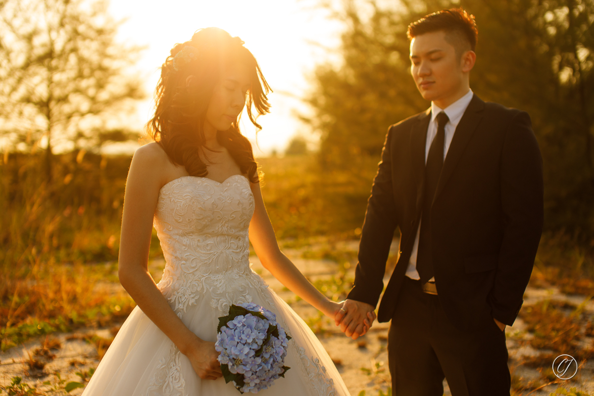 Genuine moment between groom and bride