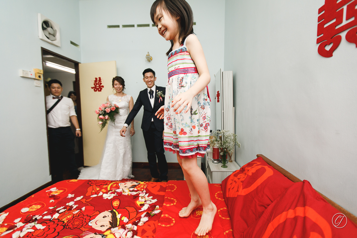 Kid invited to jump on bridal bed on actual wedding day