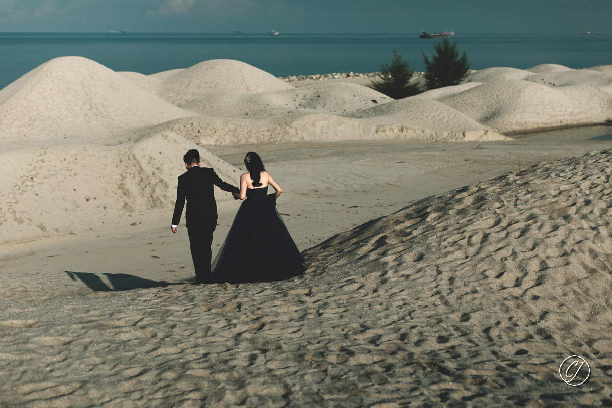 Klebang Sand Dunes Melaka with couple for their engagement portrait