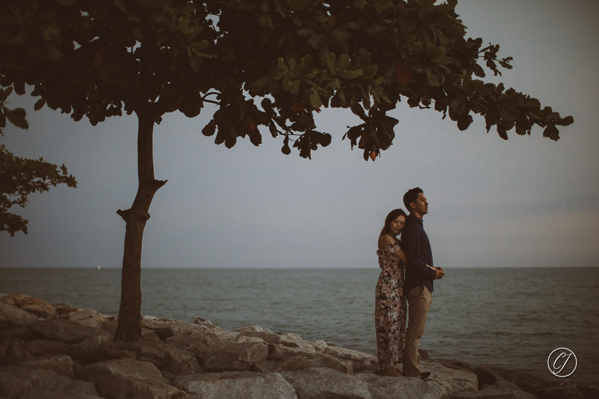 Pulau Melaka couple portrait at seaside