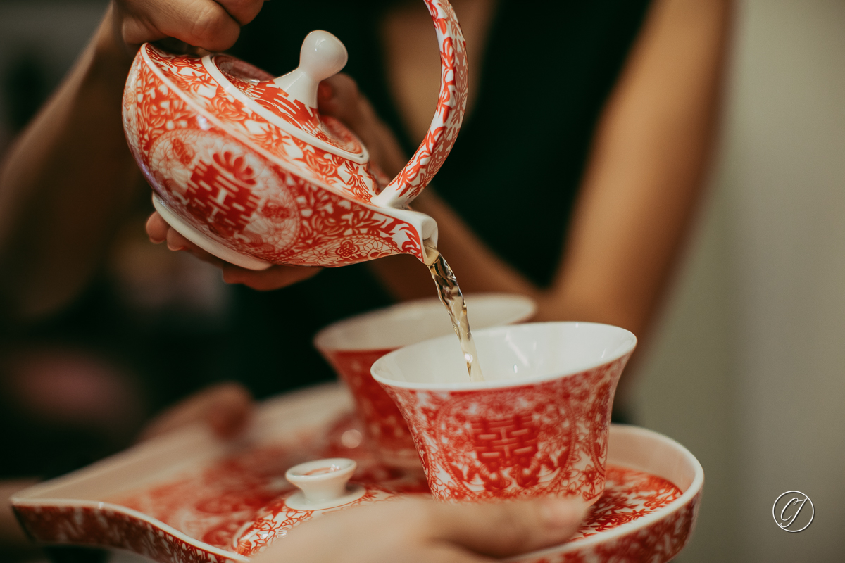 Wedding tea ceremony